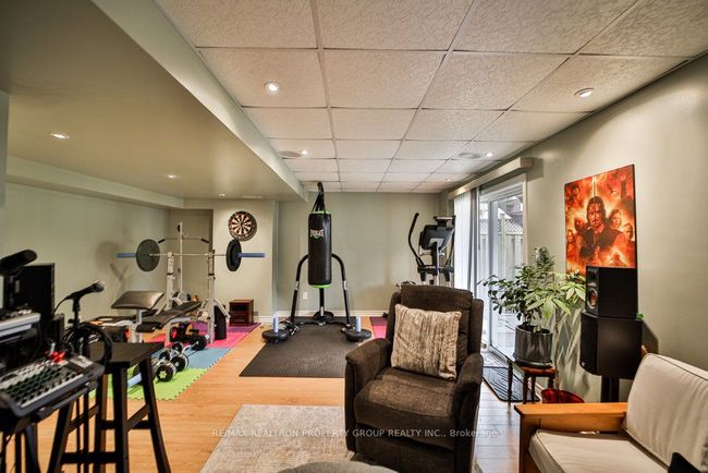 950 Taggart Cres, House other with 3 bedrooms, 3 bathrooms and 2 parking in Oshawa ON | Image 36