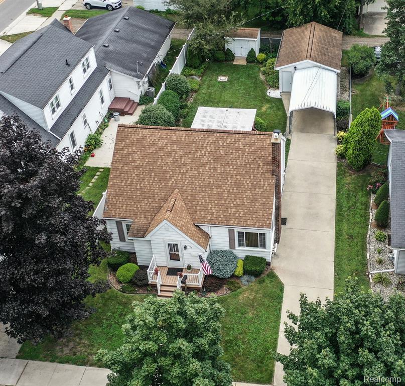 Norman St, Caro, MI 48723