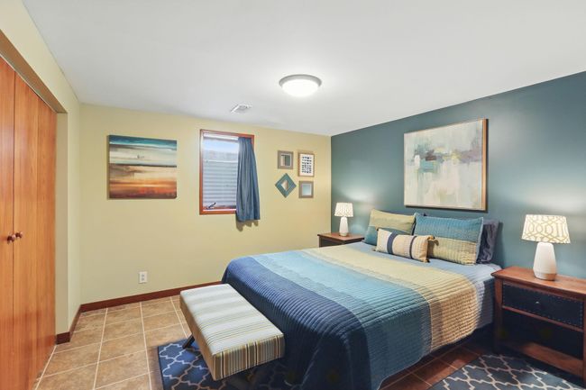 Lower level bedroom | Image 26