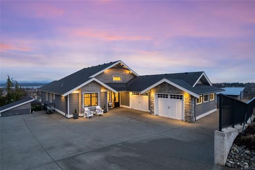 754 Nelson Rd, Campbell River, BC, V9H0A1 | Card Image