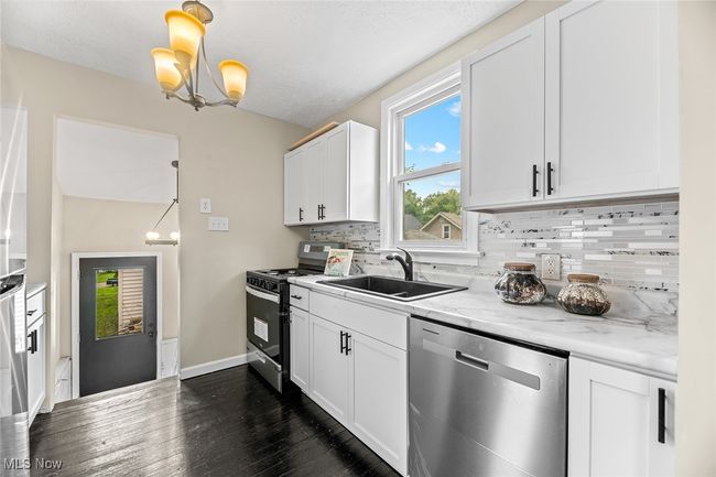 725 Saint Clair Ave, House other with 2 bedrooms, 1 bathrooms and null parking in Barberton OH | Image 11