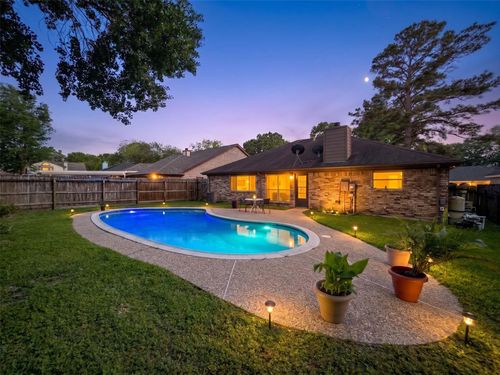 16747 Square Rigger Ln, Friendswood, TX, 77546-6512 | Card Image