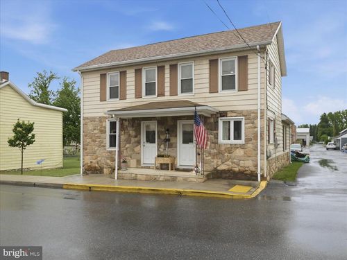 128 E Madison St, GREENCASTLE, PA, 17225-1224 | Card Image