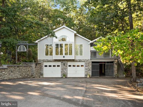 102 Divot Pl, CROSS JUNCTION, VA, 22625-2500 | Card Image