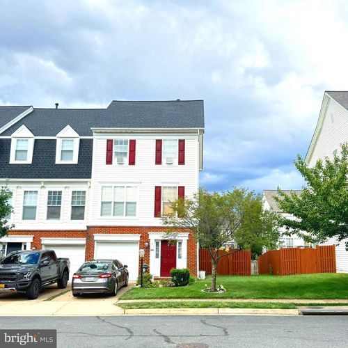 8014 Duck Pond Ter, MANASSAS, VA, 20111-5228 | Card Image