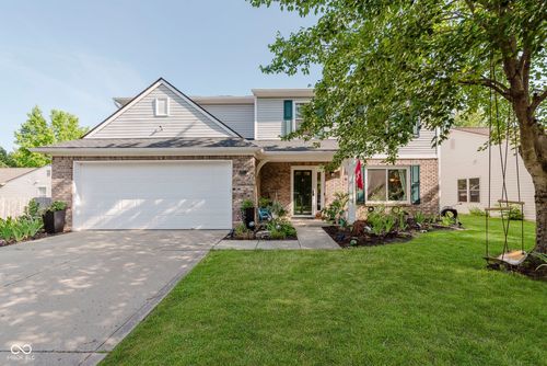 19425 Amber Way, Noblesville, IN, 46060-8389 | Card Image
