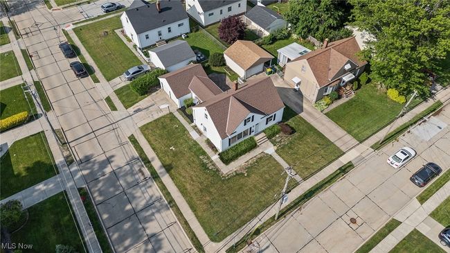 30031 Thomas St, House other with 5 bedrooms, 3 bathrooms and null parking in Willowick OH | Image 30