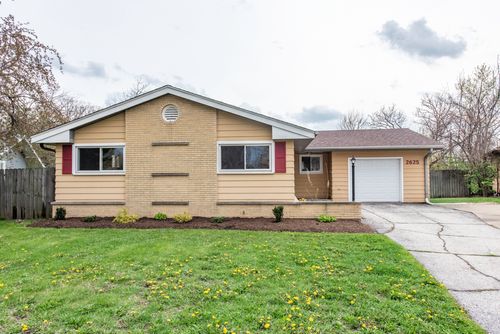 2625 Varonen Ave, Waukegan, IL, 60087-3653 | Card Image