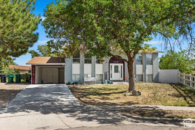 825 , Clearfield, UT 84015