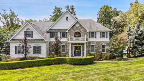 6 Shard Ct, Katonah, NY, 10536-3352 | Card Image