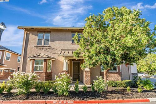 5801 Flora Cmn, Livermore, CA, 94551-5417 | Card Image