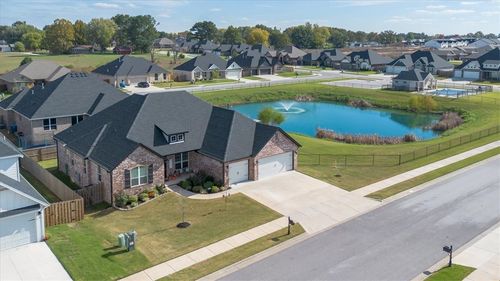 2100 Crandall Rd, Pea Ridge, AR, 72751 | Card Image