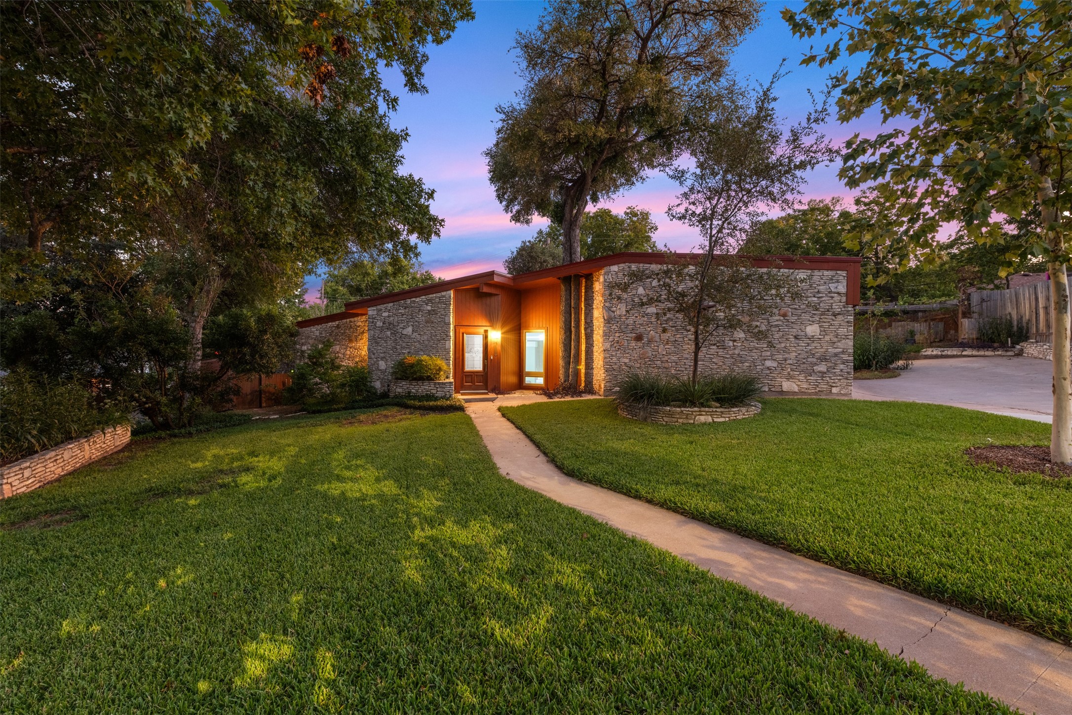 Glenda Ct, Austin, TX 78753