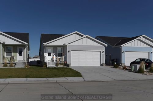  Kenneth Dr, Grand Island, NE, 68803-1026 | Card Image