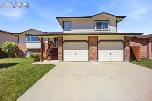 850 Stargate Dr, Colorado Springs, CO, 80911-3845 | Card Image