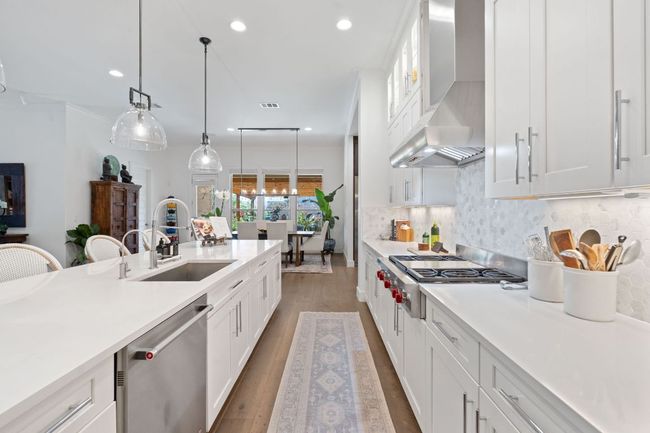 15802 Axehandle Trl, House other with 4 bedrooms, 4 bathrooms and 4 parking in Austin TX | Image 14