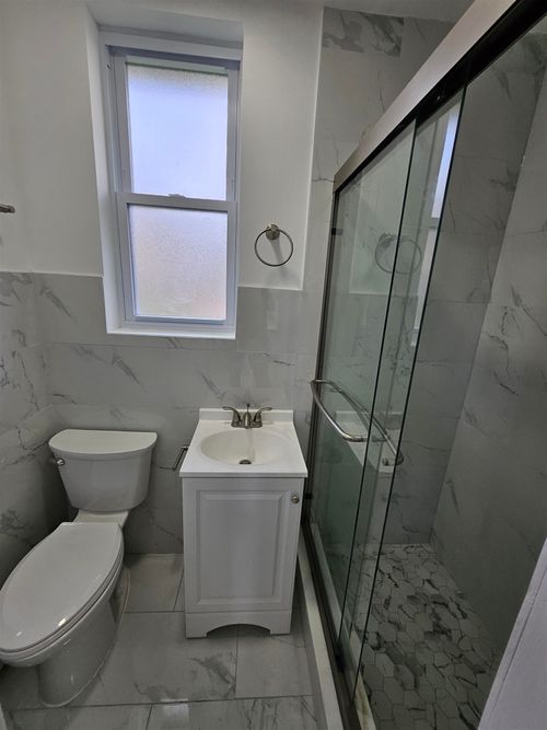 190 Central Ave, Hackensack, NJ, 07601 | Card Image