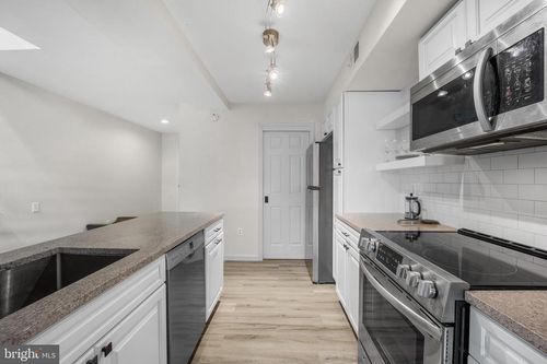 apt-31-1880 Superfine Ln, WILMINGTON, DE, 19802-4919 | Card Image