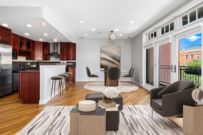 APT-203 - 2041 W Division St, Home with 2 bedrooms, 2 bathrooms and null parking in CHICAGO IL | Image 4