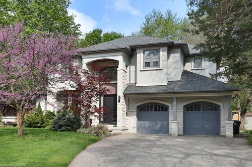 1569 Wembury Rd, Mississauga, ON, L5J2L8 | Card Image