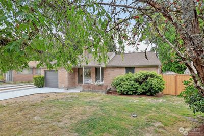 10714 39th Avenue Ne, House other with 3 bedrooms, 1 bathrooms and 1 parking in Seattle WA | Image 1