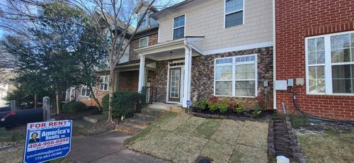 45 Newnan Lakes Dr, Newnan, GA, 30263-5700 | Card Image