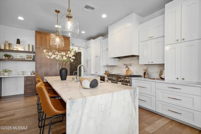 Kitchen | Image 17