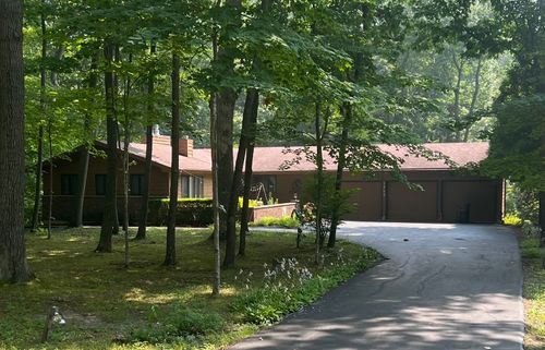1411 West Dr, Winthrop Harbor, IL, 60096-1841 | Card Image
