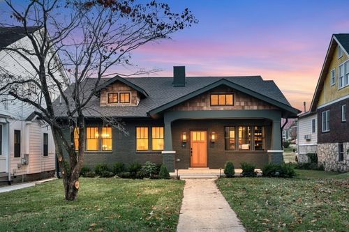 929 Bradford Ave, Nashville, TN, 37204-2406 | Card Image