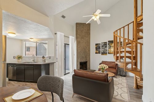 apt-321-2500 Burleson Rd, Austin, TX, 78741-5643 | Card Image