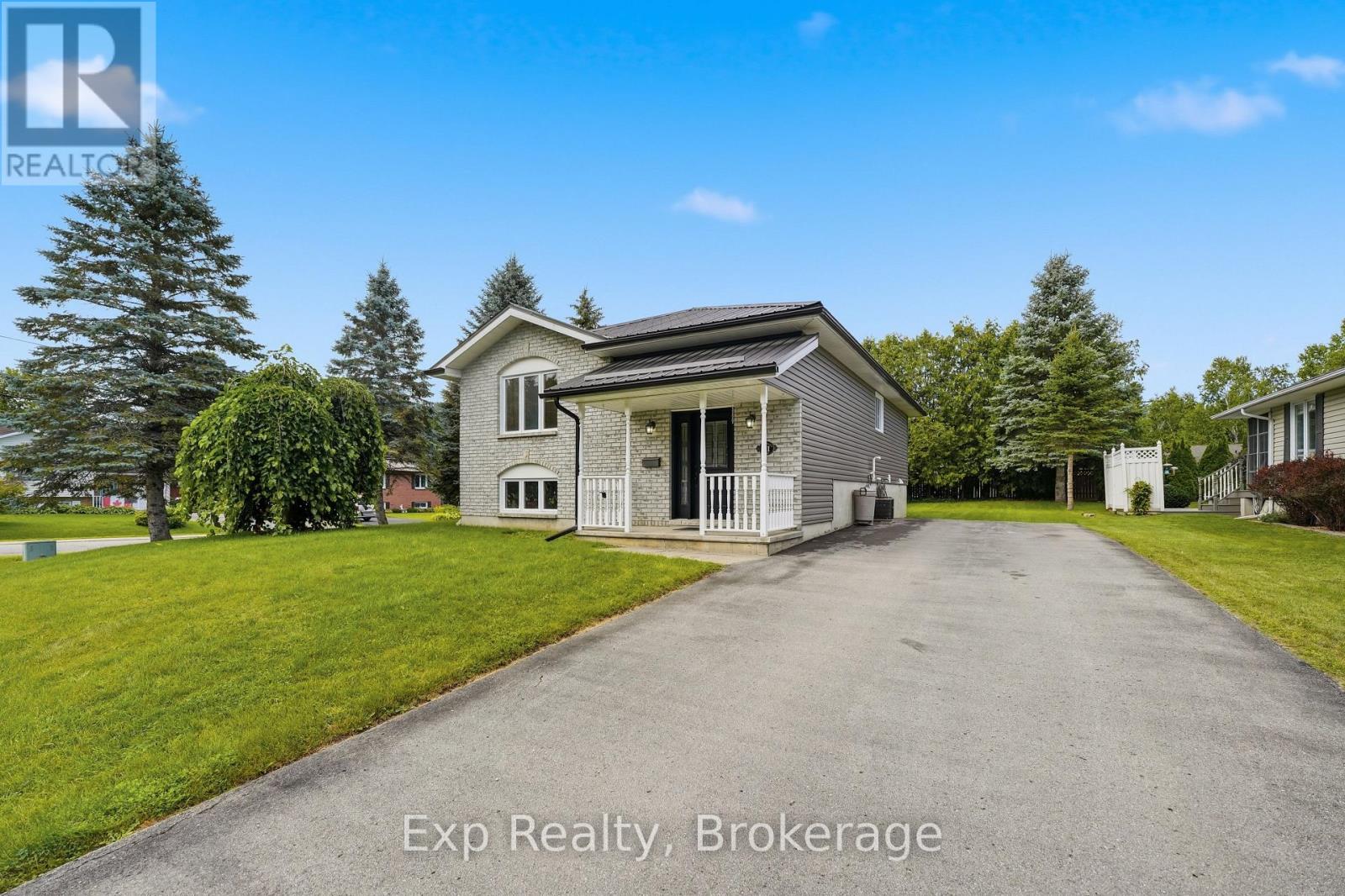 Residential in Marmora and Lake (Marmora Ward) 4
