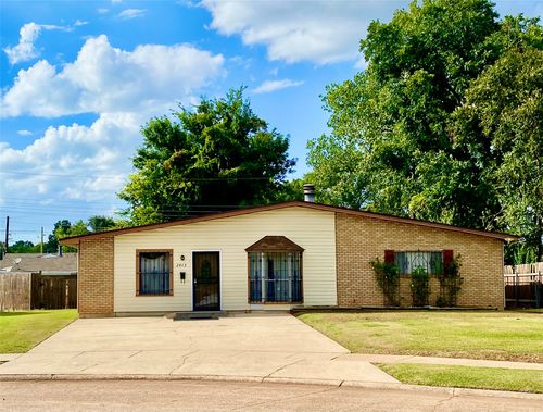 2913 Kirk Ln, Bossier City, LA, 71112-2762 | Card Image