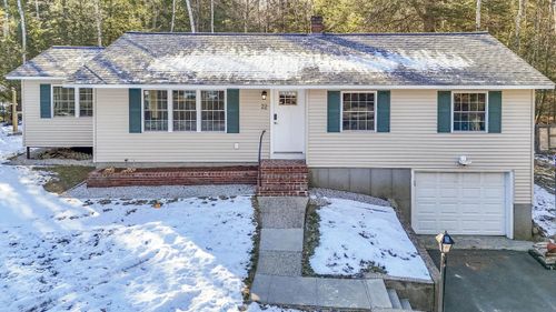 22 Bow Bog Rd, Bow, NH, 03304-4300 | Card Image