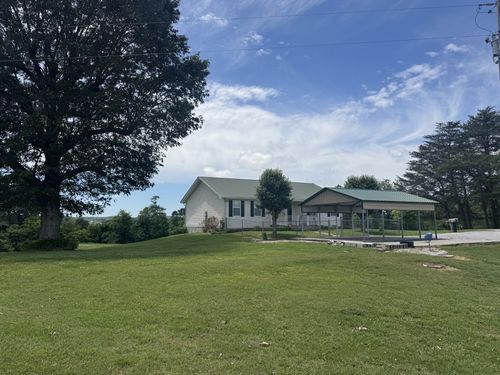 325 Lafayette Ct, Moss, TN, 38575-6207 | Card Image