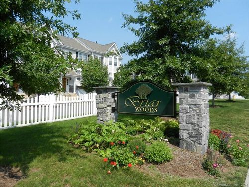 1302-1302 Briar Woods Ln, Danbury, CT, 06810-7257 | Card Image