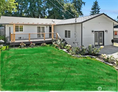 444 Marine View Pl, Camano Island, WA, 98282-7695 | Card Image