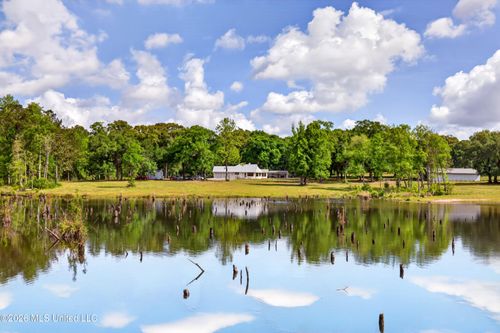 181 Debert Adams Rd, Lucedale, MS, 39452-9423 | Card Image