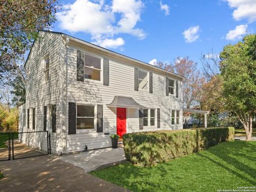 123 W Mandalay Dr, San Antonio, TX, 78212-1502 | Card Image