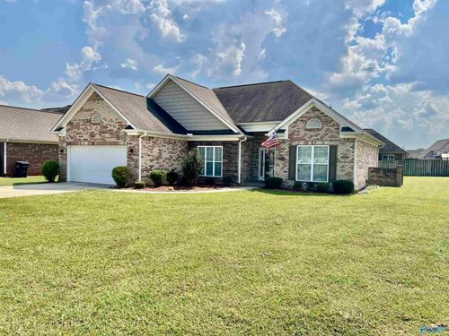 23 Bolerbrook Dr, Trinity, AL, 35673-6230 | Card Image