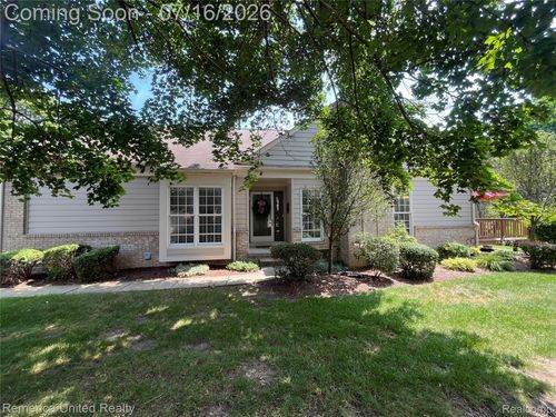 39677 Muirfield Ln, Northville, MI, 48168-3482 | Card Image