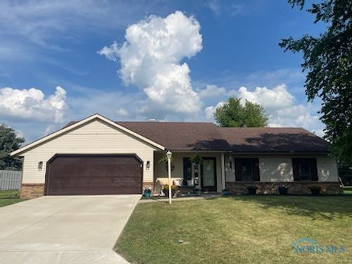 209 Dogwood Ct, Archbold, OH, 43502-9479 | Card Image