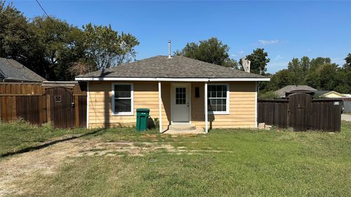 315 Johnson St, Wilmer, TX, 75172-1213 | Card Image
