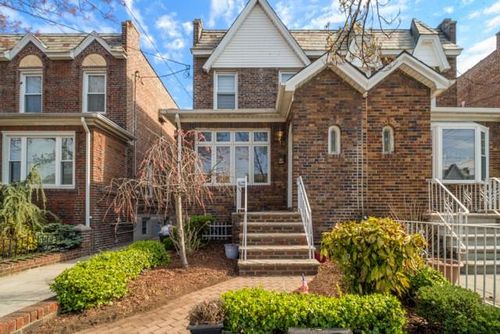 2029 36th Street, Brooklyn, NY, 11234 | Card Image