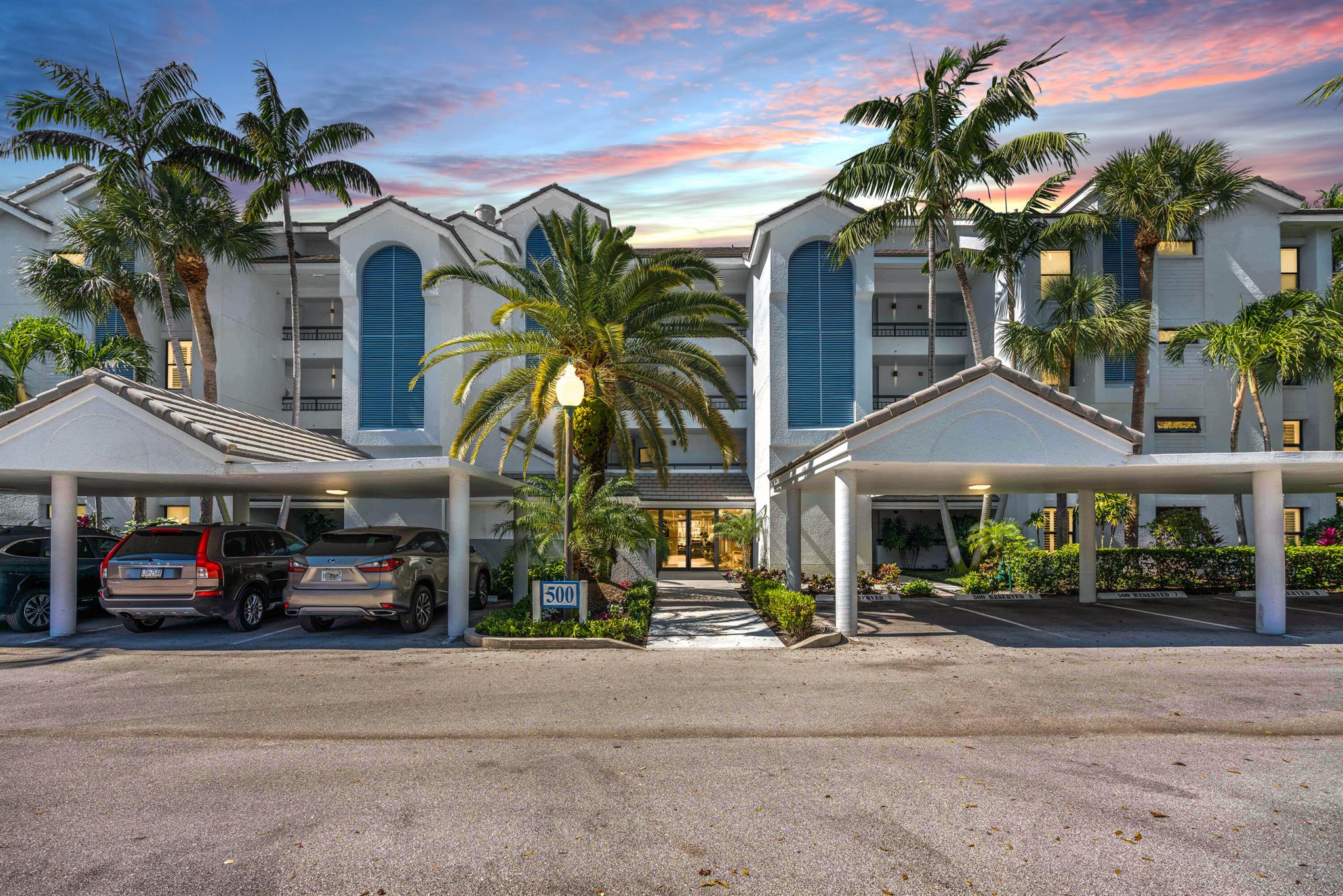 Bay Colony Dr, Juno Beach, FL 33408