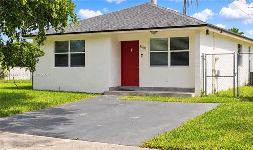 13601 Harrison St, Miami, FL, 33176-6257 | Card Image