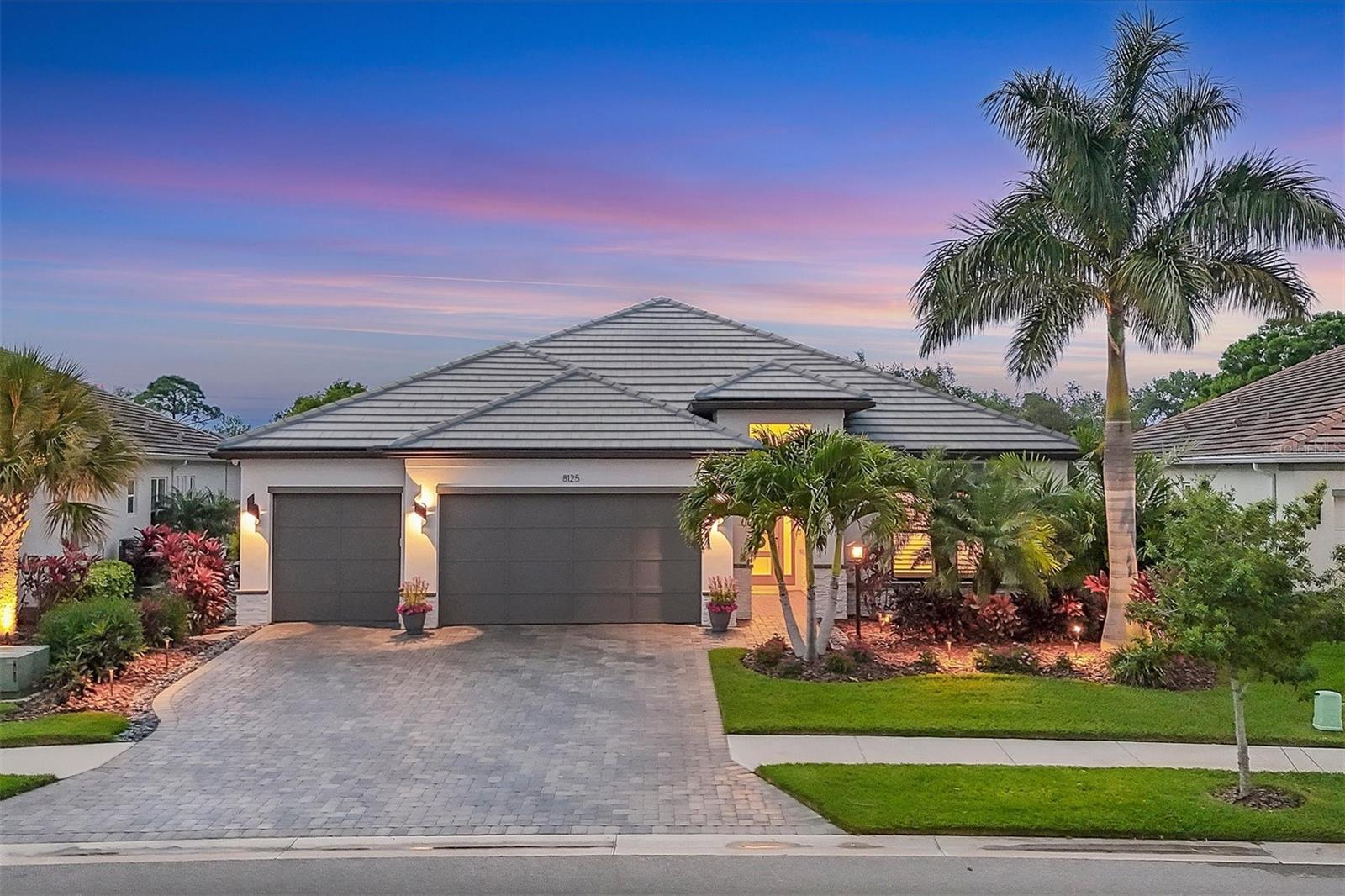 Grande Shores Dr, Sarasota, FL 34240