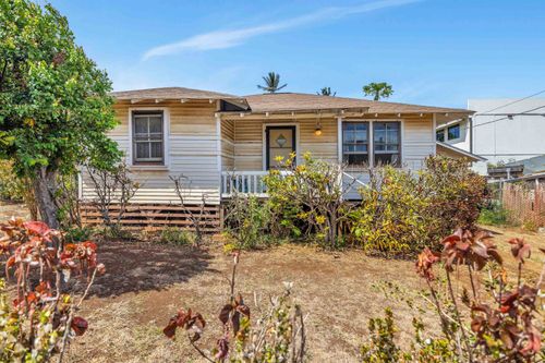 1982 Kalawi Pl, Wailuku, HI, 96793-2306 | Card Image