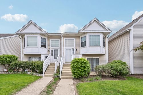 415-415 Hidden Creek Ln, North Aurora, IL, 60542-1189 | Card Image