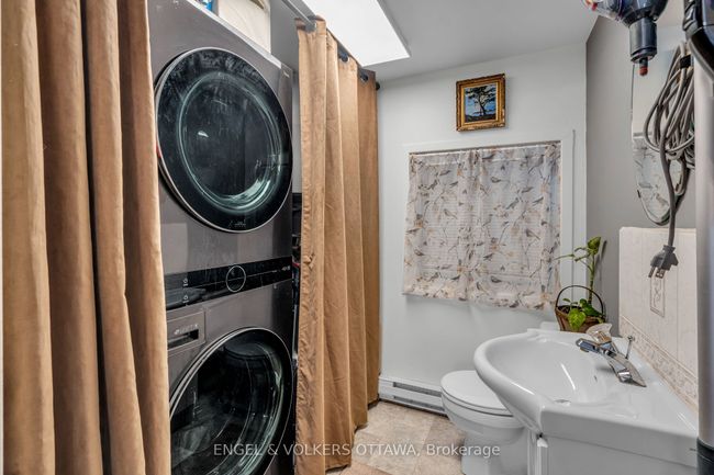 179 Church St, House other with 3 bedrooms, 2 bathrooms and 4 parking in Smiths Falls ON | Image 7