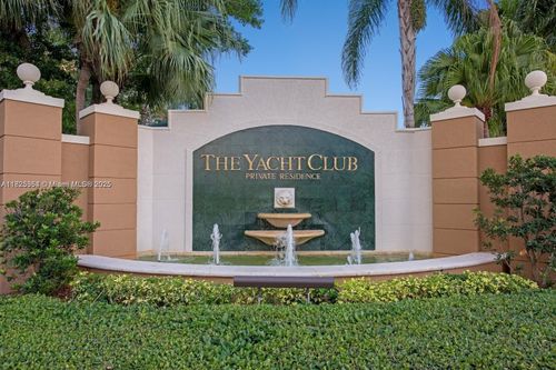 7101-19601 E Country Club Dr, Aventura, FL, 33180-4800 | Card Image